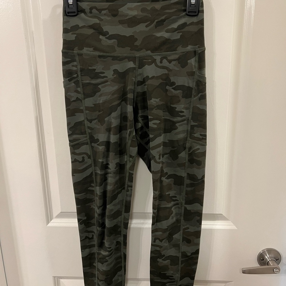 Green Camoflauge 7/8 High-Rise Pocket Legging